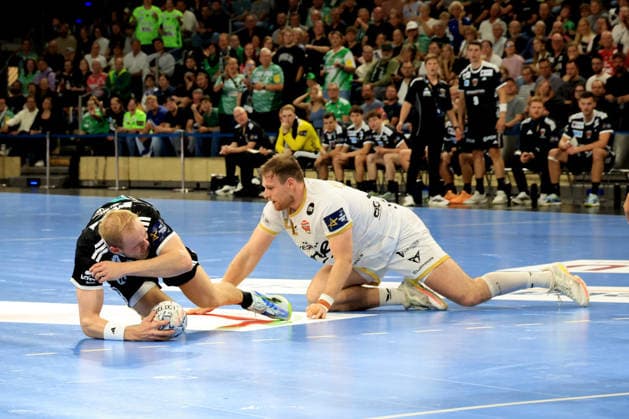 September 16, 2026, GER Germany, Handball, EHF Champions League, September 16, 2026, 2026–2027 season, Berlin, Fuechse Berlin vs. Veszprém HC, Matthes Langhoff (Fuechse Berlin 25), Dragan Pechmalbec (Veszprém 46), nordphoto GmbH, Engler Berlin, Max Schmeling Hall, Berlin, Germany Copyright: xNordphotox xEnglerx