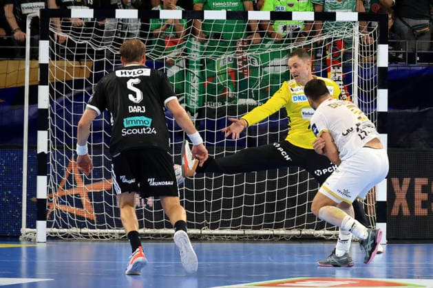 September 16, 2026, GER Germany, Handball, EHF Champions League, September 16, 2026, 2026–2027 season, Berlin, Füchse Berlin vs. Veszprém HC, Lasse Ludwig (Füchse Berlin 1), Max Darj (Füchse Berlin 5), Hugo Descat (Veszprém 9), nordphoto GmbH, Engler Berlin, Max-Schmeling-Halle, Berlin, Germany Copyright: xNordphotox xEnglerx