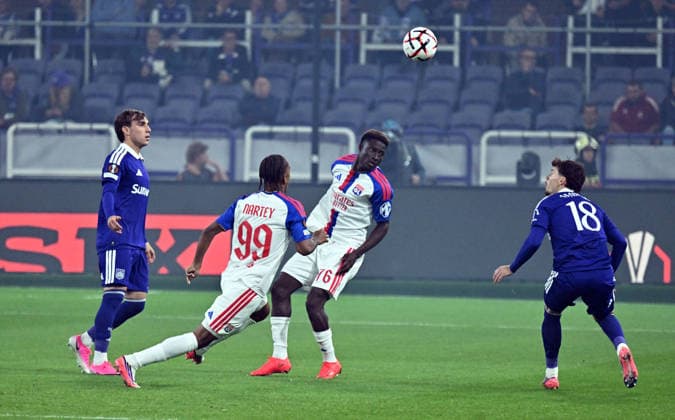RSC Anderlecht v Olympique Lyon - UEFA Europa League BRUSSELS, BELGIUM - SEPTEMBER 16: Anderlecht s Lukas Ambros (18) battles for the ball with Olympique Lyon s Mohamed Ouedraogo (76) during the UEFA Europa League match between RSC Anderlecht and Olympique Lyon at Lotto Park Stadium in Brussels, Belgium, on September 16, 2026. Dursun Aydemir Anadolu Brussels Hoofdstedelijk Gewest Belgium. Editorial use only. Please get in touch for any other usage.  Copyright: x2026xAnadoluxDursunxAydemirx