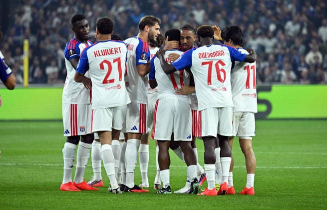 RSC Anderlecht v Olympique Lyon - UEFA Europa League BRUSSELS, BELGIUM - SEPTEMBER 16: Olympique Lyon players celebrate after scoring a goal during the UEFA Europa League match between RSC Anderlecht and Olympique Lyon at Lotto Park Stadium in Brussels, Belgium, on September 16, 2026. Dursun Aydemir Anadolu Brussels Hoofdstedelijk Gewest Belgium. Editorial use only. Please get in touch for any other usage.  Copyright: x2026xAnadoluxDursunxAydemirx