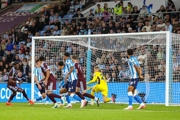 Coventry City v Aston Villa, Carabao Cup Tammy Abraham Of Aston Villa scores a GOAL 1-3 during the Coventry City v Aston Villa Carabao Cup 3rd Round match at Coventry Building Society Arena, Coventry, England on 16 September 2026 Credit: Lee Keuneke Every Second Media Editorial use only. All images are copyright Every Second Media Limited. No images may be reproduced without prior permission. All rights reserved. Premier League and Football League images are subject to licensing agreements with Football DataCo Limited. see https: www.football-dataco.com Copyright: xIMAGO EveryxSecondxMediax ESM-2171-0027 LeexKeunekex xEveryxSecondxMediax