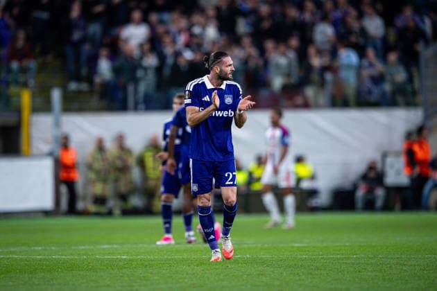 September 16, 2026 UEFA Europa League, RSC Anderlecht vs. Olympique Lyon at Lotto Park; Mihajlo Cvetkovic scores the 1-2 goal Anderlecht—pictured here celebrating with Léo Pétrot—despite Anderlecht’s loss. IMPORTANT NOTICE: In accordance with DFL and UEFA regulations, it is prohibited to use or allow the use of photographs taken in the stadium and or during the game in the form of sequential images and or video-like photo series Copyright: xJordyxFourgonx