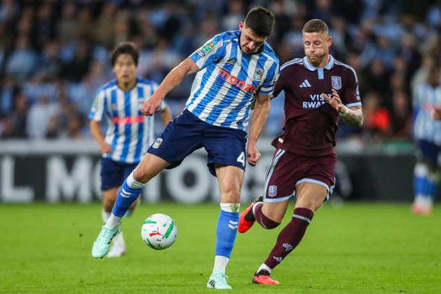 Coventry City v Aston Villa, Carabao Cup Bobby Thomas Of Coventry City battles with Ross Barkley Of Aston Villa during the Coventry City v Aston Villa Carabao Cup 3rd Round match at Coventry Building Society Arena, Coventry, England on 16 September 2026 Credit: Lee Keuneke Every Second Media Editorial use only. All images are copyright Every Second Media Limited. No images may be reproduced without prior permission. All rights reserved. Premier League and Football League images are subject to licensing agreements with Football DataCo Limited. see https: www.football-dataco.com Copyright: xIMAGO EveryxSecondxMediax ESM-2171-0041 LeexKeunekex xEveryxSecondxMediax