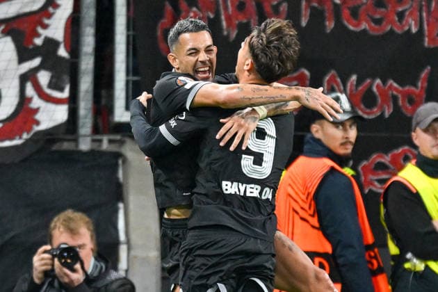 Facundo Medina (Leverkusen 2) celebrates with Afonso Moreira (Leverkusen 9) after scoring the 2-0 goal on September 16, 2026 ¢ Soccer ¢ Europa League ¢ Bayer 04 Leverkusen vs. NK Celje, BayArena, Leverkusen, North Rhine-Westphalia, Germany Copyright: xpepphotox xHorstxMauelshagenx pep00321, pep_20260916_hm