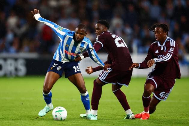 Frank Onyeka of Coventry City Coventry City v Aston Villa, EFL Carabao Cup, Football, Coventry Building Society Arena, Coventry, UK - 16 Sep 2026Coventry Coventry Building Society Arena United Kingdom EDITORIAL USE ONLY No use with unauthorised audio, video, data, fixture lists, club league logos or live services. Online in-match use limited to 120 images, no video emulation. No use in betting, games or single club league player publications. Copyright: xJamesxMarsh Shutterstockx 17151869bf