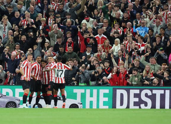 Sunderland, England, 16th September 2026. Enzo Le Fee of Sunderland celebrates scoring the first goal during the Sunderland vs AZ Alkmaar UEFA Europa League match at the Stadium Of Light, Sunderland. Picture credit should read: Nigel Roddis Sportimage EDITORIAL USE ONLY. No use with unauthorised audio, video, data, fixture lists, club league logos or live services. Online in-match use limited to 120 images, no video emulation. No use in betting, games or single club league player publications. SPI_030_NR_SUND_AZAL SPI-5002-0030