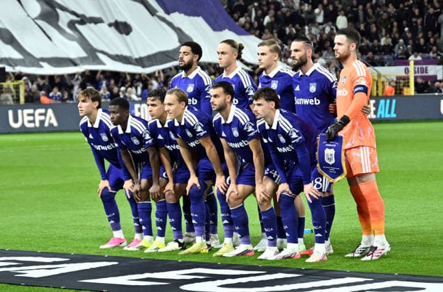 RSC Anderlecht v Olympique Lyon - UEFA Europa League BRUSSELS, BELGIUM - SEPTEMBER 16: Players of Anderlecht pose for a team photo before the UEFA Europa League match between RSC Anderlecht and Olympique Lyon at Lotto Park Stadium in Brussels, Belgium, on September 16, 2026. Dursun Aydemir Anadolu Brussels Belgium. Editorial use only. Please get in touch for any other usage.  Copyright: x2026xAnadoluxDursunxAydemirx