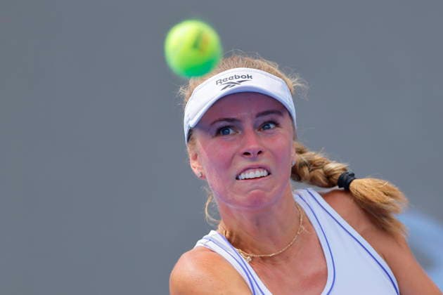 Guadalajara Open tennis tournament Magdalena Frech of Poland in action against Caroline Dolehide of the US during their round-of-16 Women s Singles match at the Guadalajara Open WTA, Tennis Damen 500 in Guadalajara, Jalisco, Mexico, 16 September 2026. Guadalajara Mexico  Copyright: xFranciscoxGuascox