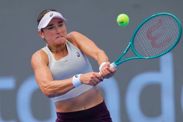 Guadalajara Open tennis tournament Caroline Dolehide of the US in action against Magdalena Frech of Poland during their round-of-16 Women s Singles match at the Guadalajara Open WTA, Tennis Damen 500 in Guadalajara, Jalisco, Mexico, 16 September 2026. Guadalajara Mexico  Copyright: xFRANCISCOxGUASCOx