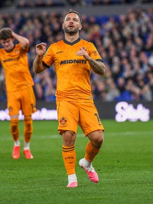Everton v Wolverhampton Wanderers Carabao Cup Adam Armstrong of Wolverhampton Wanderers during the Carabao Cup Third Round match at the Hill Dickinson Stadium, Liverpool 16 09 2026 UK Newspapers OUT Copyright: xKarlxVallantinex FIL-23952-0043
