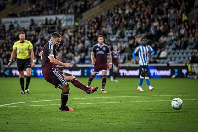 16th September 2026; Coventry Building Society Arena, Coventry, West Midlands, England; Carabao Cup Football, Coventry City versus Aston Villa; John McGinn of Aston Villa of Aston Villa shoots at goal GodfreyxPitt