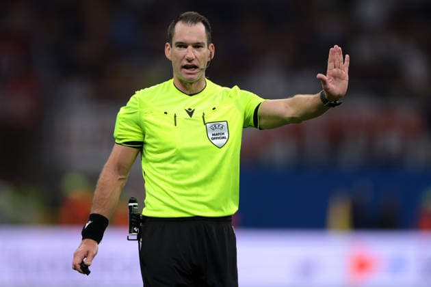 AC Milan v Benfica - UEFA Europa League - Season 2026-2027 Milan, Italy, 16th September 2026. English based Australian Referee Jarred Gillett reacts during the AC Milan vs SL Benfica UEFA Europa League, League Phase match at Giuseppe Meazza, Milan. Picture credit should read: Jonathan Moscrop Milan Stadio Giuseppe Meazza Italy