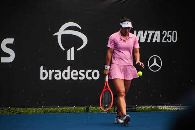 SP Open agita calendário do tênis em SP SaO PAULO, SP - 16.09.2026: SP OPEN AGITA CALENDaRIO DO TÃªNIS EM SP - The second edition of the SP Open, a WTA, Tennis Damen 250 tournament, brings together Brazilian and international tennis players between September 12 and 20, 2026, at Parque Villa-Lobos, in Sao Paulo (SP). In the photo, Claire Liu of the United States during a match against Mary Stoiana, this Wednesday (16). (Photo: AngÃ lica Alves Fotoarena) x3017420x  AngÃ licaxAlves