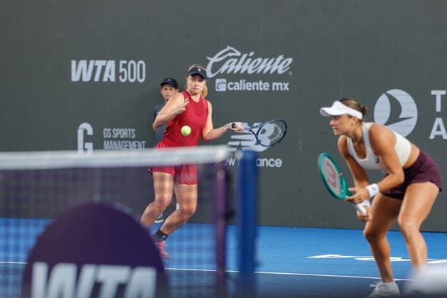 WTA GUADALAJARA OPEN 2026 WTA GUADALAJARA OPEN 2026 09 16 2026 GUADALAJARA, JALISCO Action photo of Irina Jromachova and Caroline Dolhide during a match at the 2026 WTA Guadalajara Open, held at the Centro Panamericano de Tenis in Guadalajara, Jalisco, Mexico Action photo of Irina Jromachova and Caroline Dolhide, during a match at the WTA Guadalajara Open 2026 held at the Centro Panamericano de Tenis in Guadalajara, Jalisco, Mexico PHOTO BY IMAGENSHOP PHOTO AGENCY GUADALAJARA JALISCO MEXICO Copyright: xIMAGENSHOPxAGENCIAxFOTOGRAFICAx