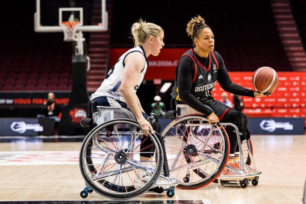 OTTAWA, CANADA - SEPTEMBER 16: Roli-Ann Neubauer (Germany, 11) controls the ball against Robyn Love (Great Britain, 15) during the Ottawa IWBF Wheelchair Basketball World Championships match between Great Britain vs. Germany at Arena at TD Place on matchday 8 of the Ottawa IWBF Wheelchair Basketball World Championships on September 16, 2026 in Ottawa, Canada. Canada Copyright: xSteffiexWunderlx