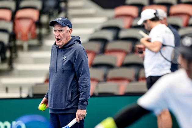 Davis Cup Tennis - Australia Team Training 1 in Brisbane, Australia - 17 SEP 2026. Davis Cup Coach, Tony Roche seen during Australian Davis Cup Team training at Pat Rafter Arena. Australian Davis Cup Team training prior to their World Group I tie versus Poland. The Round is being held at Pat Rafter Arena. Brisbane Australia Copyright: xRichardxHainesx xSOPAxImagesx Richard Haines Davis Cup 1 (7)