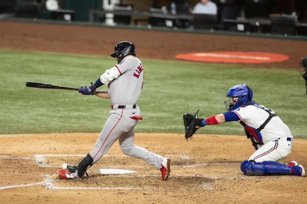 September 16, 2026, Arlington, Texas, USA: Boston Red Sox second baseman ISIAH KINER-FALEFA (2) fouls the ball off of his foot while batting against the Texas Rangers at Globe Life Field. Rangers win 7-3, Arlington USA - ZUMAf180 20260916_zsp_f180_010 Copyright: xMarkxFannx
