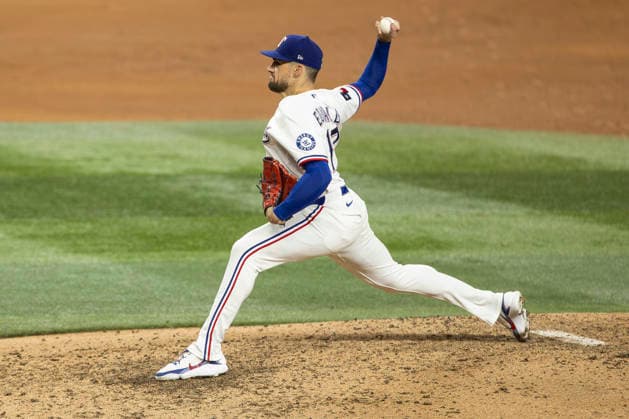 September 16, 2026, Arlington, Texas, USA: Texas Rangers pitcher NATHAN EOVALDI (17) throws against the Boston Red Sox at Globe Life Field. Rangers win 7-3, MLB, Baseball Herren, USA 2026: Rangers 7:3 Red Sox  - ZUMAf180 20260916_zsp_f180_016 Copyright: xMarkxFannx
