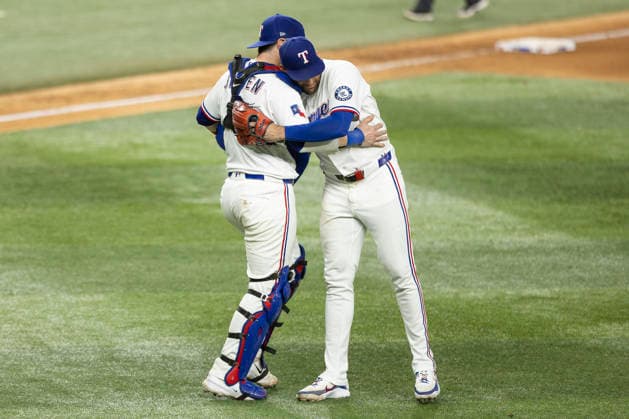 September 16, 2026, Arlington, Texas, USA: Texas Rangers catcher DANNY JANSEN (9) and Texas Rangers pitcher NATHAN EOVALDI (17) celebrate the win against the Boston Red Sox at Globe Life Field. Rangers win 7-3, MLB, Baseball Herren, USA 2026: Rangers 7:3 Red Sox  - ZUMAf180 20260916_zsp_f180_022 Copyright: xMarkxFannx