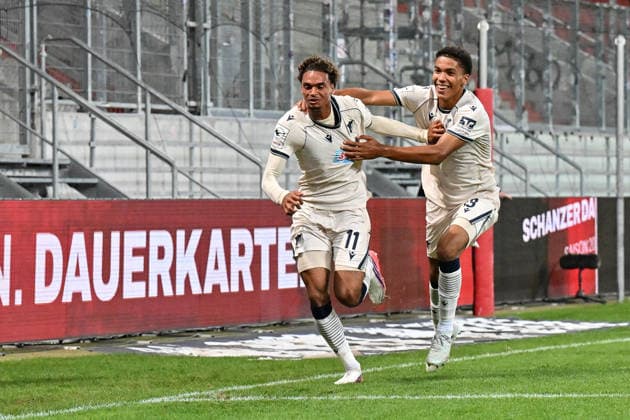 3rd Division FC Ingolstadt vs. TSG 1899 Hoffenheim II, September 16, 2026, INGOLSTADT, GERMANY September 16 Cheers from the visiting fans after Jykese Fields scored the 1–2 goal TSG Hoffenheim II 11 Goal Scorer Joy Happy during the 3. Liga match between FC Ingolstadt and TSG Hoffenheim’s second team on the 6th dayat the Audi Sportpark Copyright: xBEAUTIFULxSPORTS Goldbergx