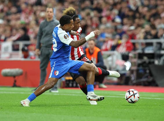 Sunderland, England, 16th September 2026. Malick Fofana (R) of Sunderland in action with Elijah Dijkstra of AZ Alkmaar during the Sunderland vs AZ Alkmaar UEFA Europa League match at the Stadium Of Light, Sunderland. Picture credit should read: Nigel Roddis Sportimage EDITORIAL USE ONLY. No use with unauthorised audio, video, data, fixture lists, club league logos or live services. Online in-match use limited to 120 images, no video emulation. No use in betting, games or single club league player publications. SPI_072_NR_SUND_AZAL SPI-5002-0072