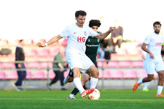 23 Jasper Hölscher Eimsbütteler TV Soccer I Men s I Regionalliga Nord I 2026–2027 Season I Matchday 9 I Eimsbütteler TV vs. SV Werder Bremen U23 I September 16, 2026 I Sportpark Hinschenfelde
