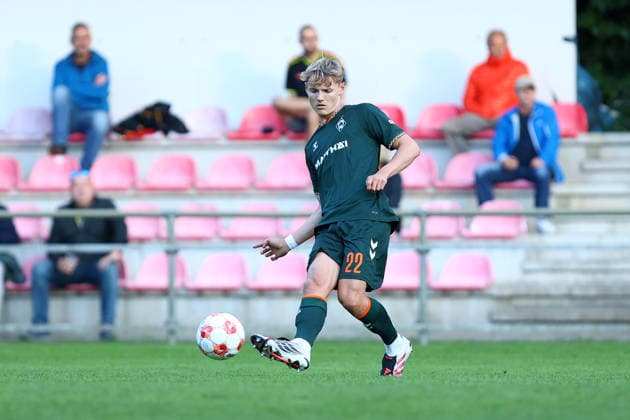 22 Paul Bellmann SV Werder Bremen U23 Soccer I Men’s I Regionalliga Nord I 2026–2027 Season I Matchday 9 I Eimsbütteler TV vs. SV Werder Bremen U23 I September 16, 2026 I Sportpark Hinschenfelde
