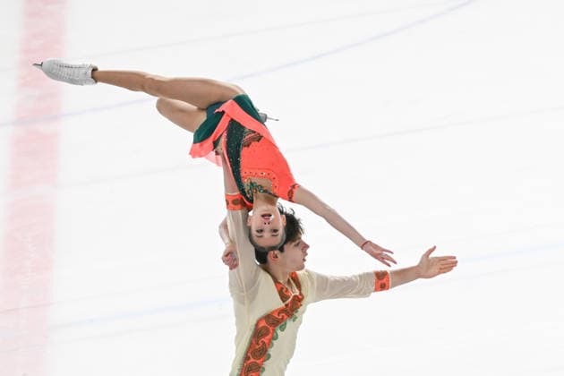 ISU Junior Grand Prix of Figure skating, Eiskunstlauf in Ankara ANKARA, TURKIYE - SEPTEMBER 17: Young figure skaters perform during the junior pair skating short program event on the opening day of the ISU Junior Grand Prix of Figure Skating at the Cayyolu Ice Skating Complex in Ankara, Turkiye, on September 17, 2026. Organized jointly by the International Skating Union (ISU) and the Turkish Ice Skating Federation, the tournament brings together 144 athletes from 39 countries competing across multiple disciplines. Harun Ozalp Anadolu Ankara Turkey. Editorial use only. Please get in touch for any other usage.  Copyright: x2026xAnadoluxHarunxOzalpx