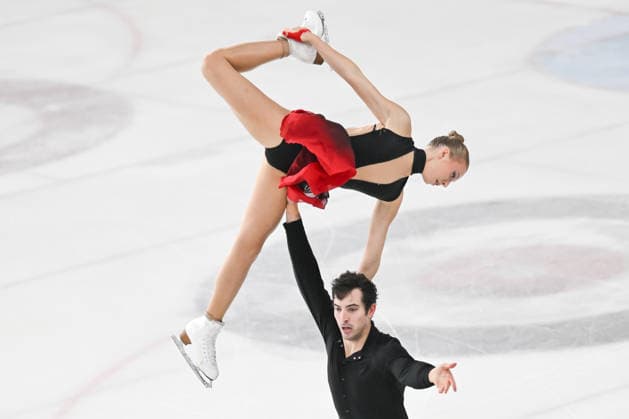 ISU Junior Grand Prix of Figure skating, Eiskunstlauf in Ankara ANKARA, TURKIYE - SEPTEMBER 17: Young figure skaters perform during the junior pair skating short program event on the opening day of the ISU Junior Grand Prix of Figure Skating at the Cayyolu Ice Skating Complex in Ankara, Turkiye, on September 17, 2026. Organized jointly by the International Skating Union (ISU) and the Turkish Ice Skating Federation, the tournament brings together 144 athletes from 39 countries competing across multiple disciplines. Harun Ozalp Anadolu Ankara Turkey. Editorial use only. Please get in touch for any other usage.  Copyright: x2026xAnadoluxHarunxOzalpx