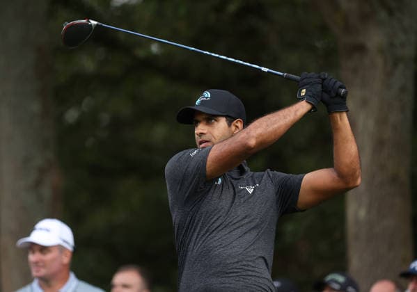 BMW PGA, Golf Herren Championship 2026 - Day One SURREY, ENGLAND, SEPTEMBER 17: Aaron Rai of England tee’s off on the 6th hole with a driver during The DP World Tour BMW PGA Championship Day One at Wentworth Golf Club, Virginia Water, Surrey, England, on September 17. (Photo by Daniel Weir) Surrey Wentworth Golf Course England Copyright: xDanielxWeir SportsxPressxPhotox Sportspressphoto_SPR233392