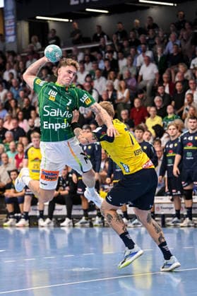 Göppingen, Germany, September 17, 2026 Victor Kloeve of FRISCH AUF Goeppingen and Edwin Aspenbaeck of Rhein Neckar Loewen in a one-on-one battle during the Opel Handball Bundesliga match between FRISCH AUF Goeppingen and Rhein Neckar Loewen at the EWS Arena onSeptember 7, 2026, in Goeppingen, Germany. Photo by Harry Langer, DeFodi Images. Goeppingen, Germany, September 17, 2026: Victor Kloeve of FRISCH AUF Göppingen and Edwin Aspenbaeck of Rhein-Neckar Löwen battle for the ball during the Opel Handball Bundesliga match between FRISCH AUF Göppingen and Rhein-Neckar Löwen at the EWS Arena on September 17, 2026 in Göppingen, Germany Photo by Harry Langer, DeFodi Images Photo by Harry Langer, DeFodi Images