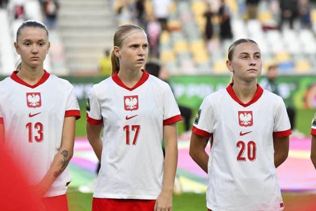 IPA88642965 - Zofia Pagowska (POL), Lena Swirska (POL), and Inez Sikora (POL) during the Round of 16 match between England and Nigeria at the FIFA U-20 Women’s World Cup in Bielsko-Bia?a, Poland, on September 17, 2026  Copyright: xMichalxDubiel IPAxSportx xx IPA88642965