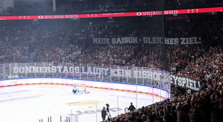 Poster and banner by Eisbären fans: Abolish Thursday games Sports Ice Hockey Penny DEL German Ice Hockey League Game 1 of the 2026–2027 season September 17, 2026 EHC Eisbären Berlin (EBB) vs. Straubing Tigers