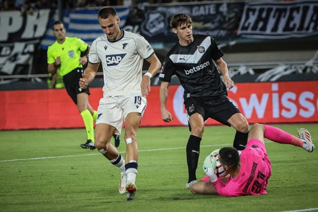 UEFA Europa League - OFI Crete FC vs TSG 1899 Hoffenheim - Nikolaos Christogeorgos goalkeeper of OFI Crete FC in action against Tim Lemperle of TSG 1899 Hoffenheim during the UEFA Europa League Phase matchday 1 soccer match between OFI Crete FC and TSG 1899 Hoffenheim at the Georgios Pankritio Stadium, in Heraklion, Greece, 17 September 2026. IMAGO ONE INCH PRODUCTIONS PIRAEUS GREECE Copyright: xONExINCHxPRODUCTIONSx 7090066