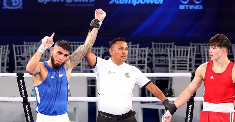 Boxen, EM in Sofia #2 17.09.2026 Sofia(Bulgaria) European Boxing Senior Elite Championships men s 70 kg Preliminaries Round of 32 Kalman Hanko(L) Hungary,Dhan Kumar Mainalee(C) Nepal referee, Daniel Grigorie(R) Romania :