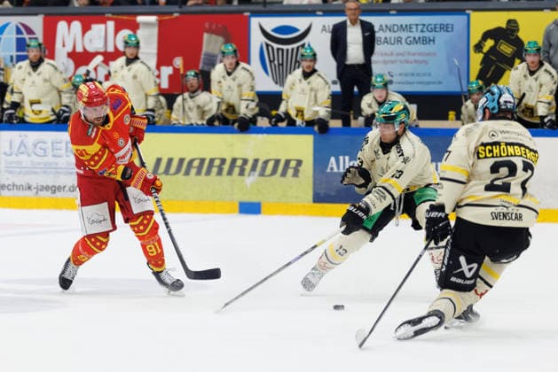Ice hockey, OL South, ESV Kaufbeuren v Tölzer Löwen