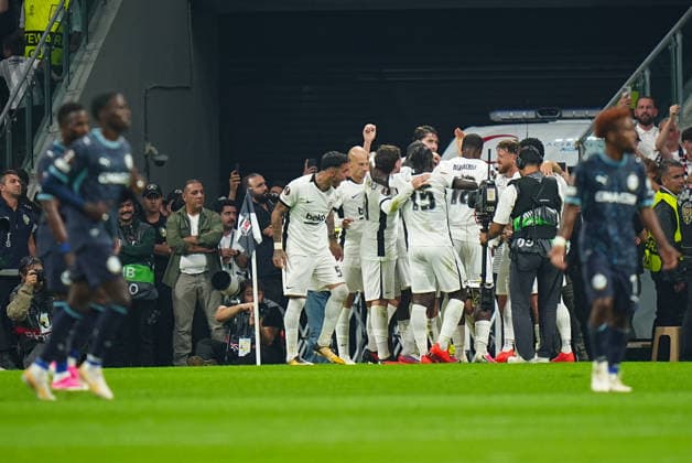 Besiktas v Olympique Marseille - UEFA Europa League ISTANBUL, TURKIYE - SEPTEMBER 17: Players of Besiktas celebrate after a goal during the UEFA Europa League Week 1 match between Besiktas and Olympique Marseille at Tupras Stadium in Istanbul, Turkiye, on September 17, 2026. Adem Kutucu Anadolu Istanbul Turkey. Editorial use only. Please get in touch for any other usage.  Copyright: x2026xAnadoluxAdemxKutucux