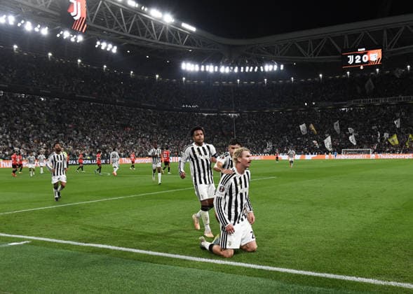 Juventus v NEC Nijmegen - UEFA Europa League TURIN, ITALY - SEPTEMBER 17: Nick Woltemade (27) of Juventus celebrates with teammates after scoring a penalty during the UEFA Europa League football match between Juventus and NEC Nijmegen at Juventus Stadium in Turin, Italy, on September 17, 2026. Isabella Bonotto Anadolu Turin Italy. Editorial use only. Please get in touch for any other usage.  Copyright: x2026xAnadoluxIsabellaxBonottox