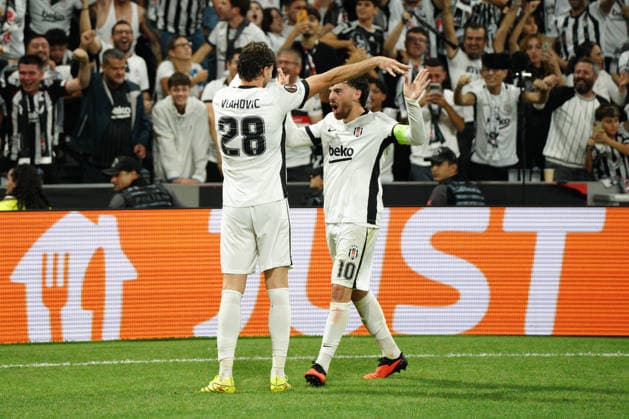 September 17, 2026, Besiktas, Istanbul, Turkey: Dusan Vlahovic (L) and Orkun Kokcu (R) of Besiktas celebrates after goal scored by Vaclav Cerny during the UEFA Europa League - League Phase, Matchday 1 - football match between Besiktas and Olympique de Marseille at Besiktas Park in Istanbul, Turkey, on September 17, 2026. Besiktas Turkey - ZUMAu194 20260917_zip_u194_031 Copyright: xTolgaxUluturkx