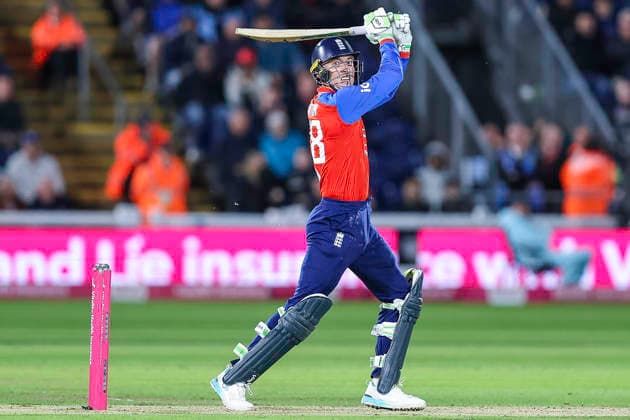 England v Sri Lanka - 2nd Vitality IT20 Tom Banton of England, wearing number 98, is in action during the second men s international T20 match between England and Sri Lanka at Sophia Gardens in Cardiff on September 17, 2026. Cardiff South Glamorgan United Kingdom  Copyright: xMIxNewsx originalFilename:fletcher-englandv260917_npfdF.jpg