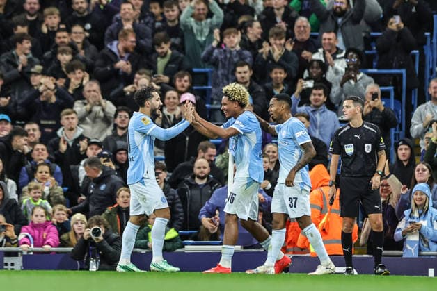 Manchester City v Norwich City - Carabao Cup Third Round Floyd Samba of Manchester City scores to make it 1-0 during the Carabao Cup round 3 match between Manchester City and Norwich City at Etihad Stadium in Manchester, United Kingdom, on September 17, 2026. Manchester Greater Manchester United, ManU Kingdom  Copyright: xNewsxImagesx originalFilename:cosgrove-carabaoc260917_np5j2