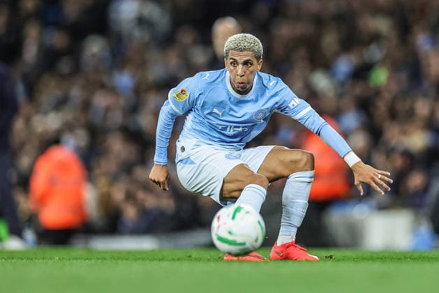 Manchester City v Norwich City - Carabao Cup Third Round Rico Lewis of Manchester City in action during the Carabao Cup round 3 match between Manchester City and Norwich City at Etihad Stadium in Manchester, United Kingdom, on September 17, 2026. Manchester Greater Manchester United, ManU Kingdom  Copyright: xNewsxImagesx originalFilename:cosgrove-carabaoc260917_npjFO.jpg