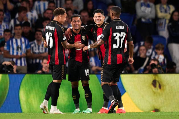 Real Sociedad de Futbol v AFC Bournemouth - UEFA Europa League 2026 27 League Phase MD1 Justin Kluivert of AFC Bournemouth celebrates after scoring his team s first goal during the UEFA Europa League 2026 27 Phase MD1 match between Real Sociedad and AFC Bournemouth at Estadio Anoeta in San Sebastian, Spain, on September 17, 2026. San Sebastian Spain  Copyright: xCesarxOrtizxGonzalezx originalFilename:ortizgonzalez-realsoci260917_npRjk.jpg