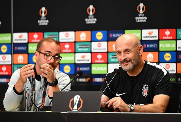 Besiktas v Olympique Marseille - UEFA Europa League ISTANBUL, TURKIYE - SEPTEMBER 18: Head coach of Besiktas, Vincenzo Italiano (R) speaks to press after the UEFA Europa League Week 1 match between Besiktas and Olympique Marseille at Tupras Stadium in Istanbul, Turkiye, on September 18, 2026. Esra Bilgin Anadolu Istanbul Turkey. Editorial use only. Please get in touch for any other usage.  Copyright: x2026xAnadoluxEsraxBilginx