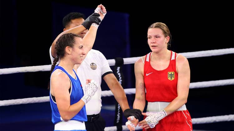 17.09.2026 Sofia(Bulgaria) European Boxing Senior Elite Championships women s -65 kg Preliminaries Round of 32 Anastasija Lukajic(L) Serbia,JULE WOCHE(R) Germany :