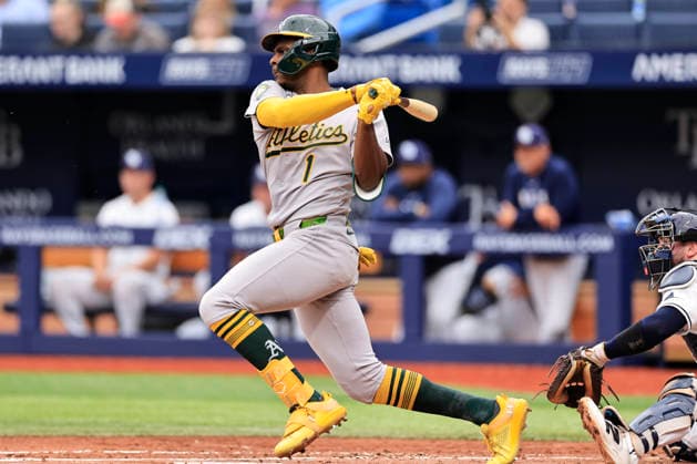 September 17, 2026, St. Petersburg, Florida, USA: Athletics center fielder Denzel Clarke (1) singles to left field during an MLB, Baseball Herren, USA game against the Tampa Bay Rays on September 17, 2026 at Tropicana Field. The Rays beat the Athletics 10-1 and swept the series. MLB 2026: Tampa Bay Rays 10 : 1 Athletics  - ZUMAh180 20260917_zsp_h180_031 Copyright: xKimxHukarix