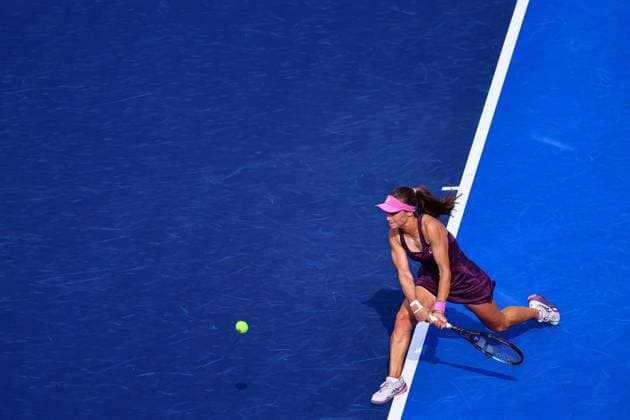 September 17, 2026: TO-45153- GUADALAJARA 2026. .La estadounidense Iva Jovic dio un paso m& xe1;s en la defensa de su t& xed;tulo en el Guadalajara Open 2026, luego de imponerse a la turca Zeynep S& xf6;nmez por 7-6(5) y 6-4, en los octavos de final del torneo disputado sobre la cancha dura del Centro Panamericano de Tenis. Jovic, segunda sembrada y campeona de la edici& xf3;n anterior, tuvo que emplearse a fondo ante una combativa S& xf6;nmez, pero respondi& xf3; en los momentos decisivos para quedarse con la victoria en un encuentro de dos horas y ocho minutos. Con este resultado, la estadounidense asegur& xf3; su lugar en los cuartos de final y mantiene firme su intenci& xf3;n de repetir el campeonato en Guadalajara..Guadalajara, Jalisco. Clasos.com.mx - ZUMAcs4_ 20260917_faa_cs4_012 Copyright: xDiegoxMorenox