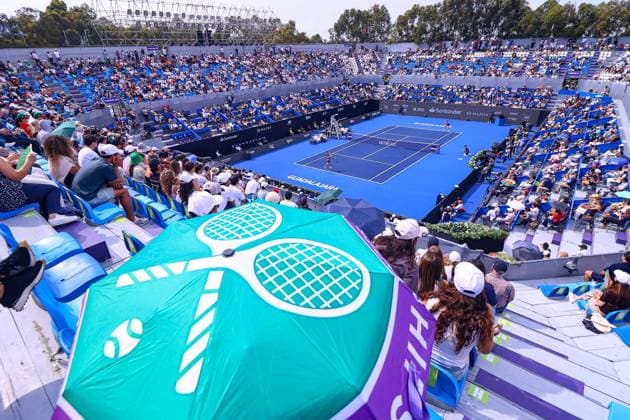 September 17, 2026: TO-45153- GUADALAJARA 2026. .La estadounidense Iva Jovic dio un paso m& xe1;s en la defensa de su t& xed;tulo en el Guadalajara Open 2026, luego de imponerse a la turca Zeynep S& xf6;nmez por 7-6(5) y 6-4, en los octavos de final del torneo disputado sobre la cancha dura del Centro Panamericano de Tenis. Jovic, segunda sembrada y campeona de la edici& xf3;n anterior, tuvo que emplearse a fondo ante una combativa S& xf6;nmez, pero respondi& xf3; en los momentos decisivos para quedarse con la victoria en un encuentro de dos horas y ocho minutos. Con este resultado, la estadounidense asegur& xf3; su lugar en los cuartos de final y mantiene firme su intenci& xf3;n de repetir el campeonato en Guadalajara..Guadalajara, Jalisco. Clasos.com.mx - ZUMAcs4_ 20260917_faa_cs4_036 Copyright: xDiegoxMorenox