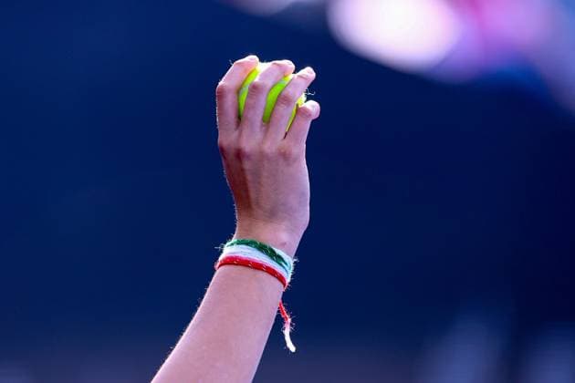 September 17, 2026: TO-45153- GUADALAJARA 2026. .La estadounidense Iva Jovic dio un paso m& xe1;s en la defensa de su t& xed;tulo en el Guadalajara Open 2026, luego de imponerse a la turca Zeynep S& xf6;nmez por 7-6(5) y 6-4, en los octavos de final del torneo disputado sobre la cancha dura del Centro Panamericano de Tenis. Jovic, segunda sembrada y campeona de la edici& xf3;n anterior, tuvo que emplearse a fondo ante una combativa S& xf6;nmez, pero respondi& xf3; en los momentos decisivos para quedarse con la victoria en un encuentro de dos horas y ocho minutos. Con este resultado, la estadounidense asegur& xf3; su lugar en los cuartos de final y mantiene firme su intenci& xf3;n de repetir el campeonato en Guadalajara..Guadalajara, Jalisco. Clasos.com.mx - ZUMAcs4_ 20260917_faa_cs4_039 Copyright: xDiegoxMorenox