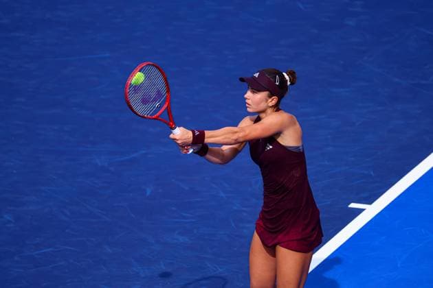 September 17, 2026: TO-45153- GUADALAJARA 2026. .La estadounidense Iva Jovic dio un paso m& xe1;s en la defensa de su t& xed;tulo en el Guadalajara Open 2026, luego de imponerse a la turca Zeynep S& xf6;nmez por 7-6(5) y 6-4, en los octavos de final del torneo disputado sobre la cancha dura del Centro Panamericano de Tenis. Jovic, segunda sembrada y campeona de la edici& xf3;n anterior, tuvo que emplearse a fondo ante una combativa S& xf6;nmez, pero respondi& xf3; en los momentos decisivos para quedarse con la victoria en un encuentro de dos horas y ocho minutos. Con este resultado, la estadounidense asegur& xf3; su lugar en los cuartos de final y mantiene firme su intenci& xf3;n de repetir el campeonato en Guadalajara..Guadalajara, Jalisco. Clasos.com.mx Sports News - September 17, 2026  - ZUMAcs4_ 20260917_faa_cs4_077 Copyright: xDiegoxMorenox